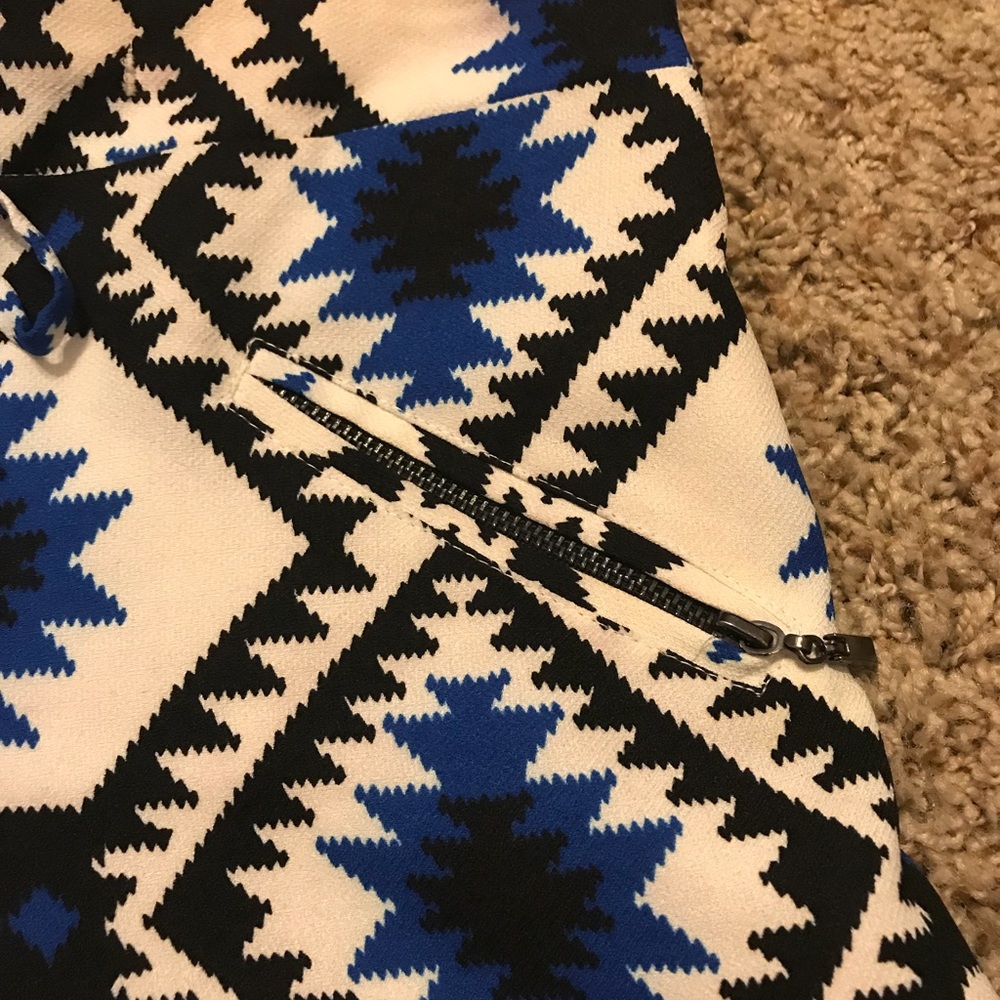 Short - Picture 4 of 5
